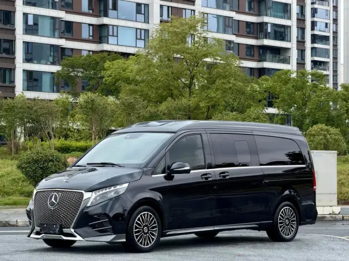 Mercedes-Benz V-Class 2022 Model V 260 L Long wheelbase Deluxe Edition