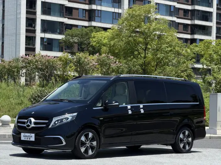 Mercedes-Benz V-Class 2021 Model V 260 L Long wheelbase Premium Edition