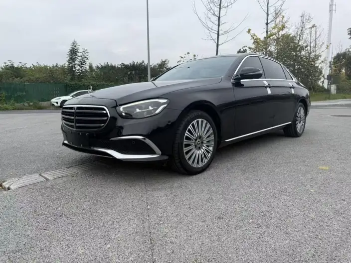 Mercedes-Benz E-Class 2023 Model E 300 L Fashion Model sedan