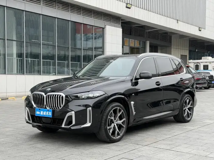 BMW X5 2023 Model xDrive30Li Exclusive Model M Sports Set