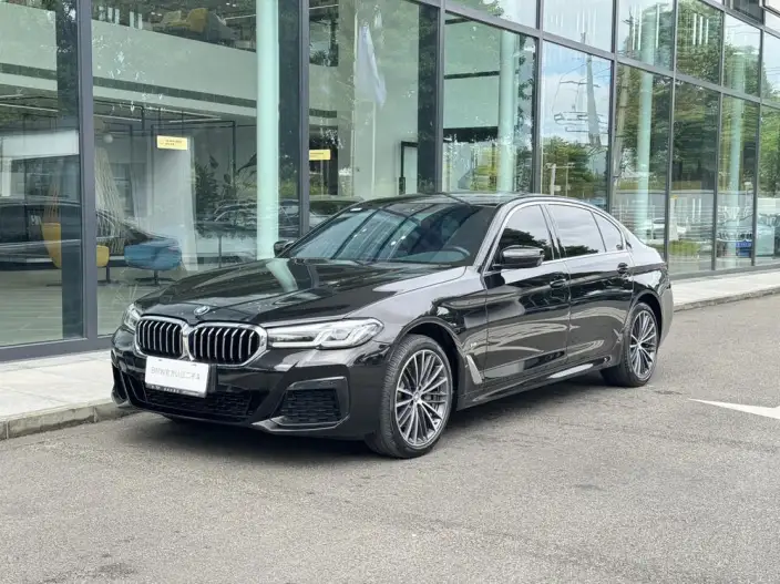 BMW 5 Series 2023 Model Facelift 530Li Leading Model M Sports Set