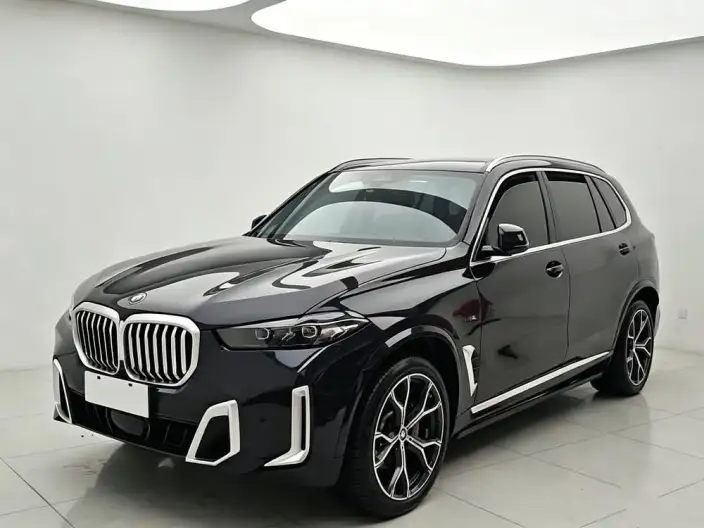 BMW X5 2023 Model xDrive30Li Exclusive Model M Sports Night Set