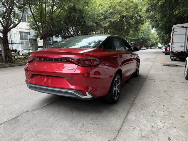 Emgrand L Модель 2022 года 1.4T CVT Supreme – фото 11