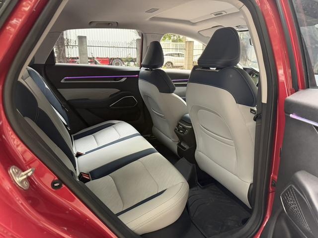 Geely Emgrand 2022 4th Gen 1.5L CVT Flagship – фото 5