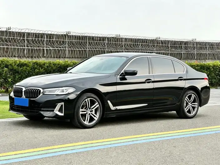 BMW 5 Series 2022 Model Facelift II 530Li Leading Model Luxury Set