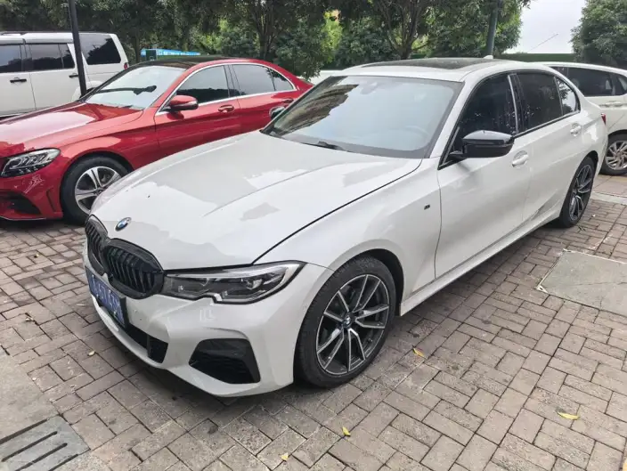 BMW 3 Series 2022 Model 325Li M Sports Set