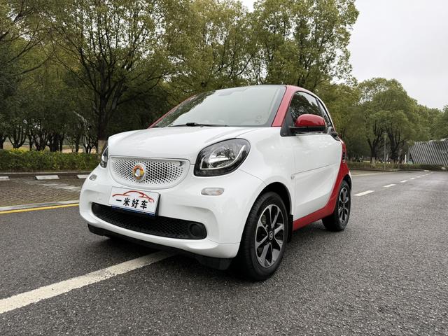 smart fortwo 2015 1.0L 52kW Hardtop Passion
