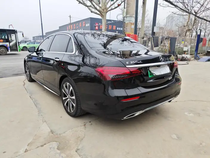 Mercedes-Benz E-Class PHEV 2022 Model Facelift II E 350 e L Sports sedan – фото 7