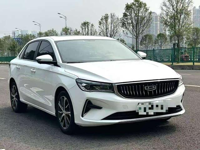 Geely Emgrand 2022 4th Gen 1.5L CVT Flagship – фото 3