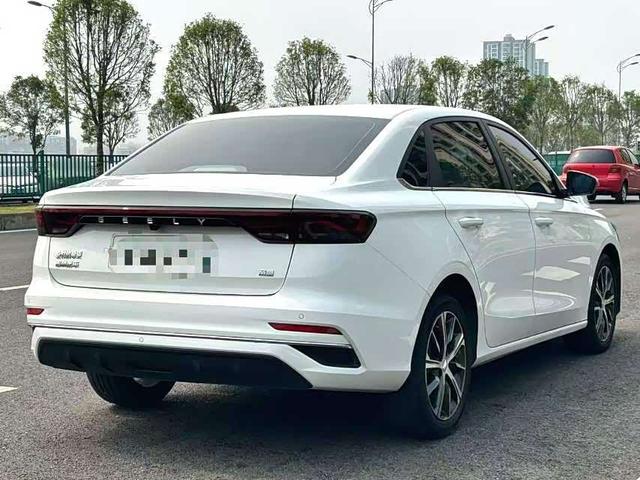 Geely Emgrand 2022 4th Gen 1.5L CVT Flagship – фото 9