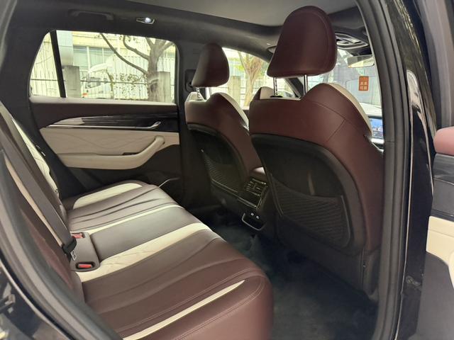 Geely Xingyue L 2021 2.0TD DCT EVO 2WD Luxury – фото 6