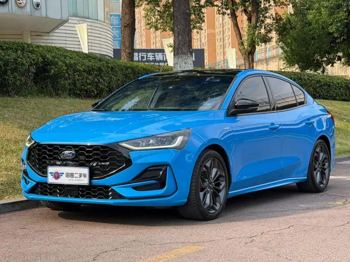 Ford Focus 2022 Model Sedan EcoBoost 180 Automatic ST Line