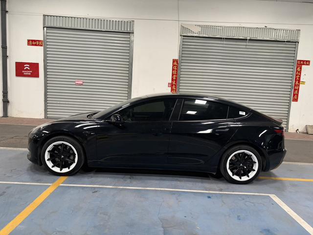 Tesla Model 3 2022 RWD – фото 9