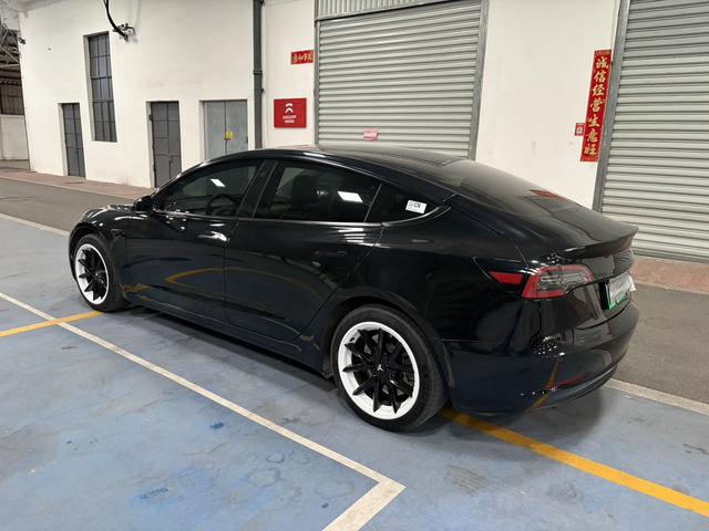 Tesla Model 3 2022 RWD – фото 10