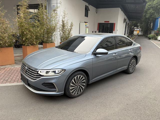 Volkswagen Lavida 2023 280TSI DSG Eternal Edition – фото 1