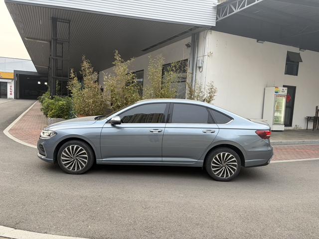 Volkswagen Lavida 2023 280TSI DSG Eternal Edition – фото 4