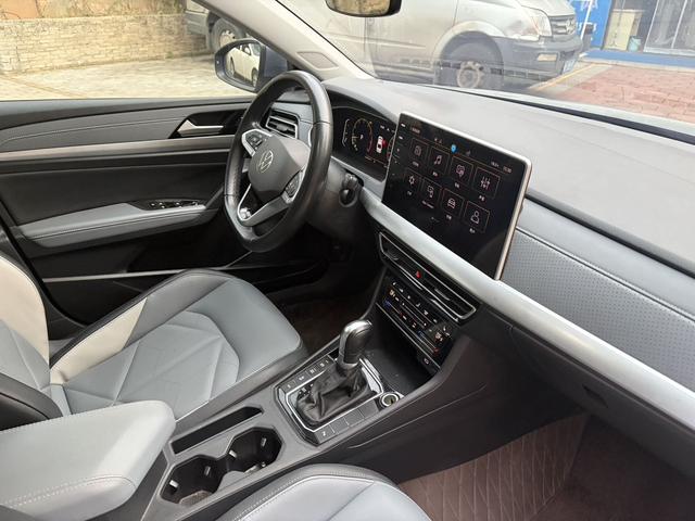 Volkswagen Lavida 2023 280TSI DSG Eternal Edition – фото 6
