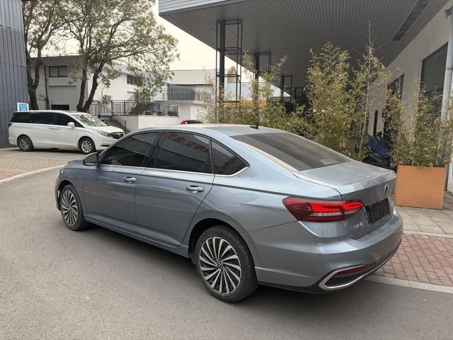 Volkswagen Lavida 2023 280TSI DSG Eternal Edition – фото 12