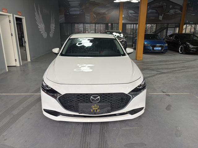 Mazda3 Axela 2021 2.0L Automatic Premium Edition – фото 2