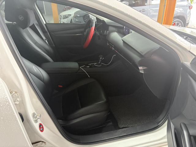 Mazda3 Axela 2021 2.0L Automatic Premium Edition – фото 5