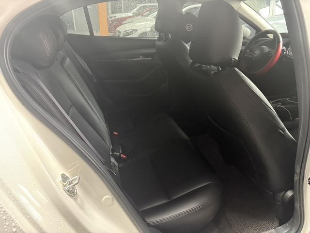 Mazda3 Axela 2021 2.0L Automatic Premium Edition – фото 6