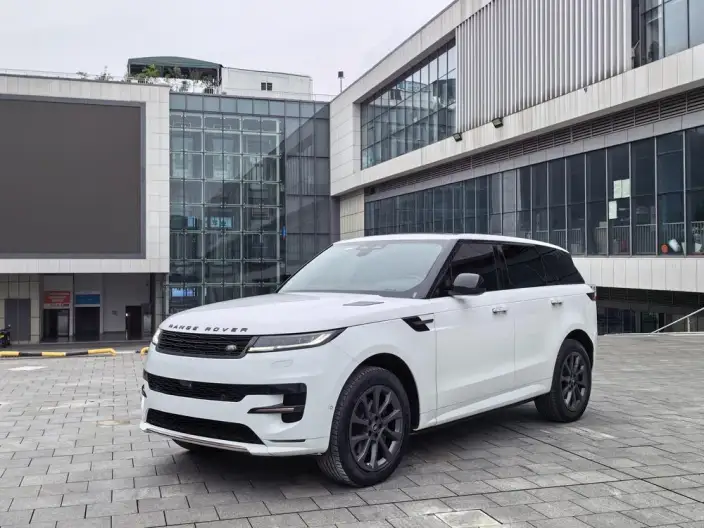 Range Rover Sport 2024 Model 400PS DYNAMIC SE