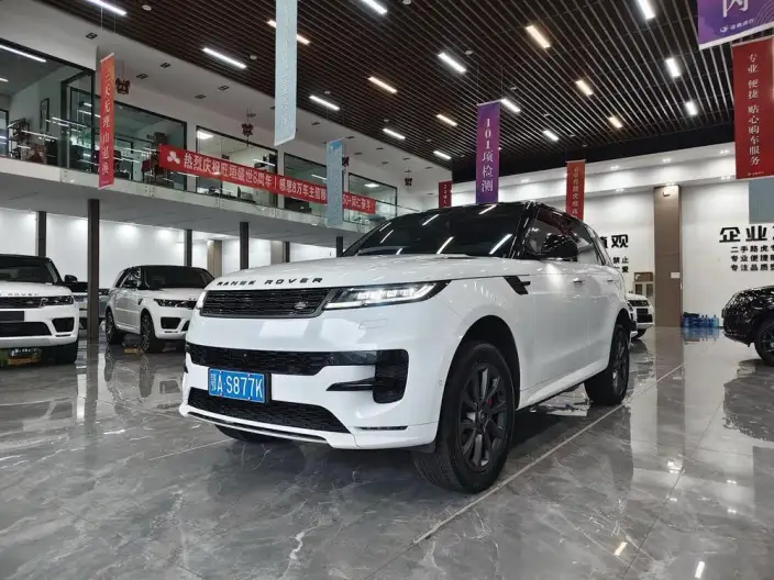 Range Rover Sport 2023 Model 3.0 L6 DYNAMIC SE