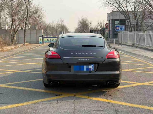 Porsche Panamera 2010 Panamera 4 3.6L – фото 9