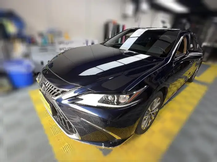 Lexus ES 2021 Model 300h Superior Edition