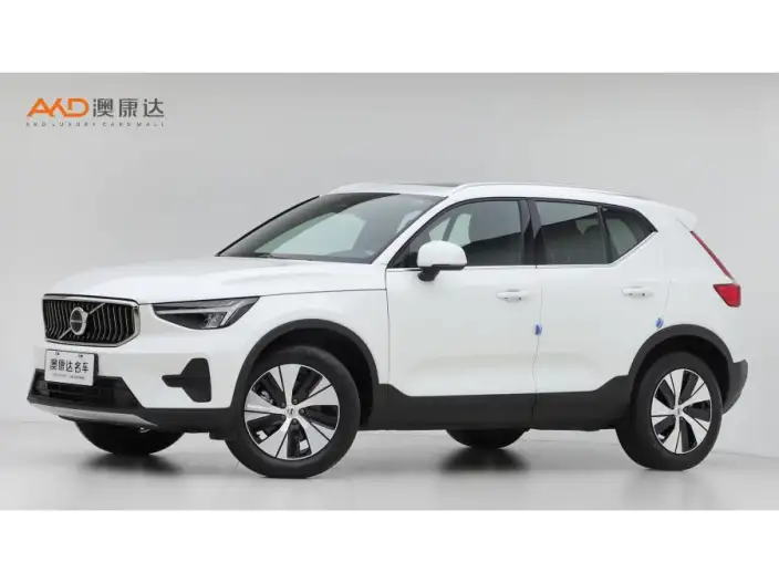 Volvo XC40 2024 Model B3 Smart Range Deluxe Edition