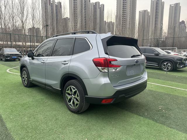 Subaru Forester 2022 2.0i AWD Luxury EyeSight – фото 12