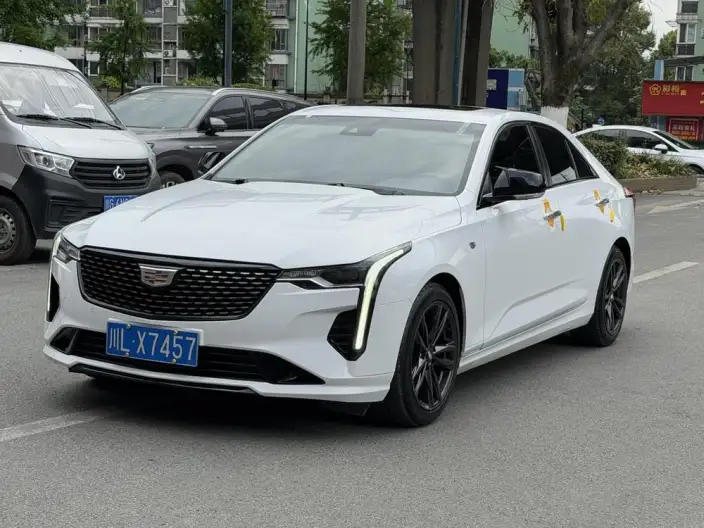 Cadillac CT4 2022 Model 28T Luxury Model