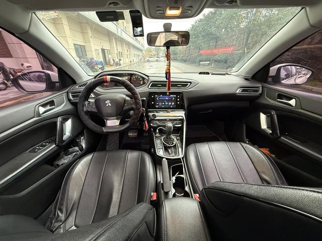Peugeot 308 2016 1.6L Automatic Fashion – фото 11