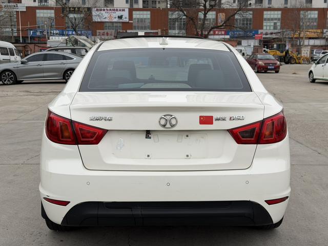 Senova D50 2014 модификация 1.5L Manual Com f ort Edition