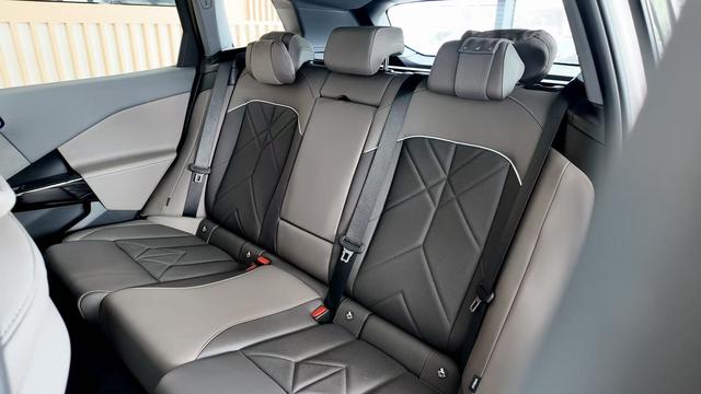 BMW X3 2025 xDrive30L Executive M Sport Package – фото 6