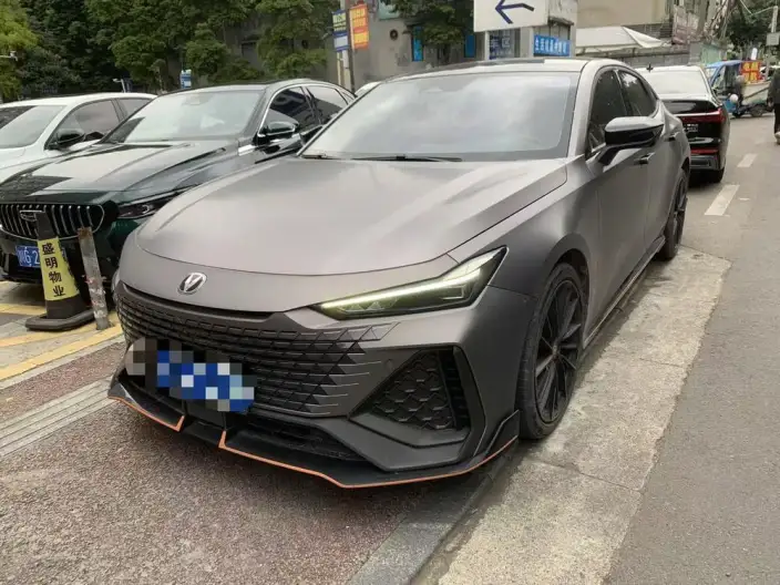Changan UNI-V 2023 Model 2.0T Leading speed Edition