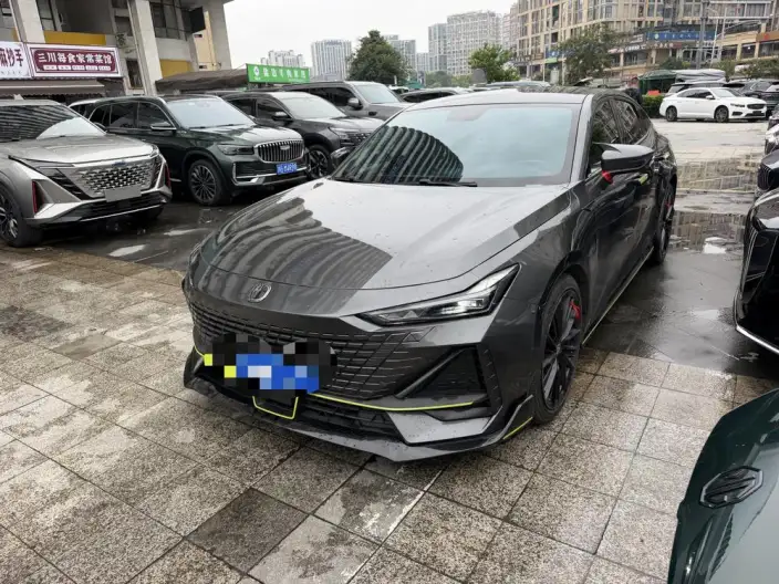 Changan UNI-V 2023 Model 1.5T Sports Edition