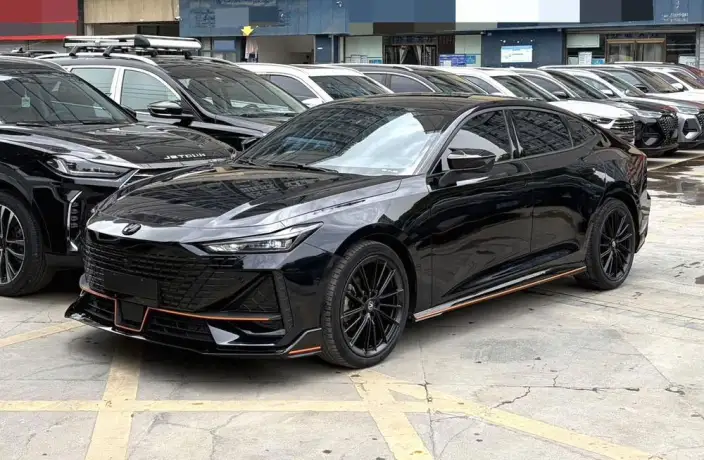 Changan UNI-V 2022 Model 1.5T Sports Edition