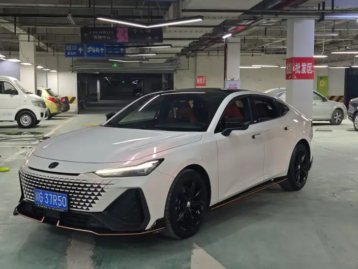 Changan UNI-V 2023 Model 2.0T Fengsu Edition