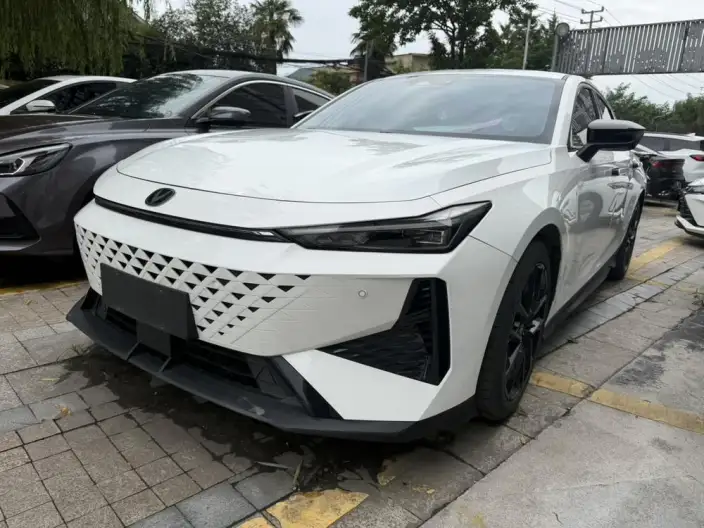 Changan UNI-V 2024 Model 1.5T Exclusive Model