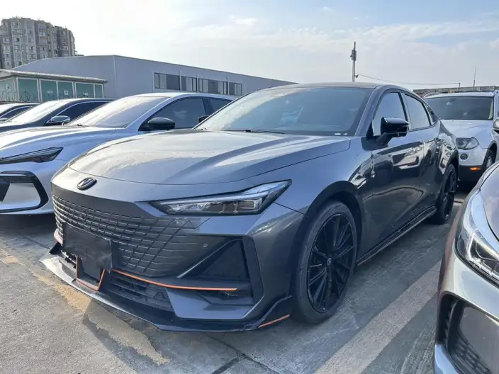 Changan UNI-V 2023 Model 1.5T Sports Edition