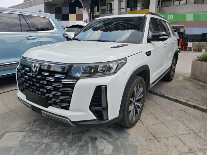 Changan CS95 2023 Model PLUS Edition 2.0T 4WD Luxury Model