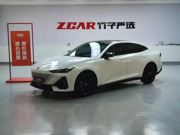 Changan UNI-V 2023 Model 1.5T Noble Model