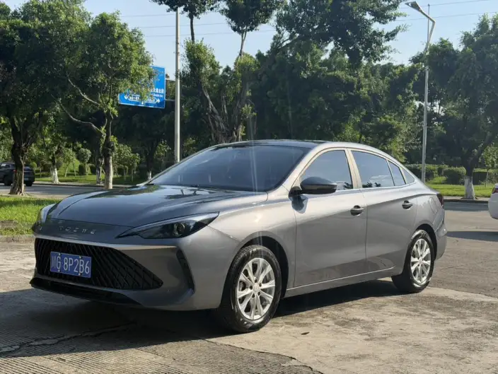 Roewe i5 2026 Model 1.5L CVT Deluxe Edition