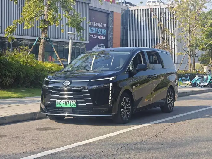 GAC Trumpchi E8 PHEV 2024 Model 2.0ATK 150km MAX Edition