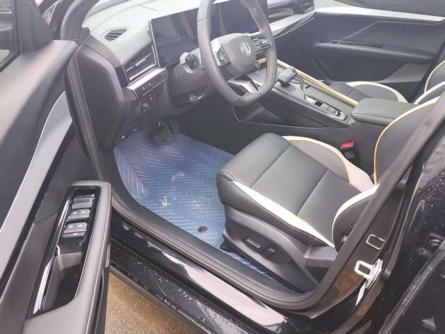 MG5 Scorpio 2022 1.5T Trophy Sport Flagship – фото 5