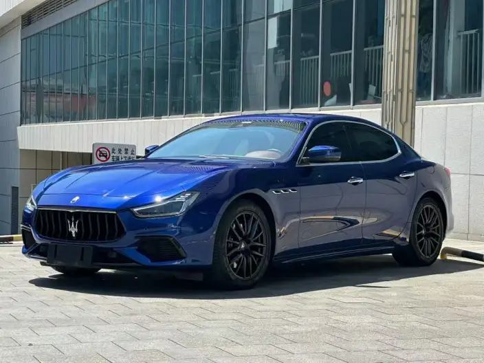 Ghibli 2022 Model 3.0T Modena