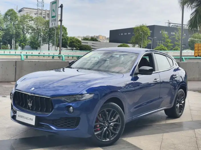 Levante 2023 Model 2.0T GT