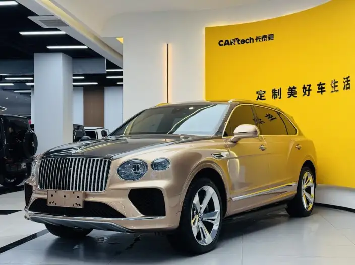 Bentayga 2023 Model 4.0T V8 Long wheelbase Yadu Edition
