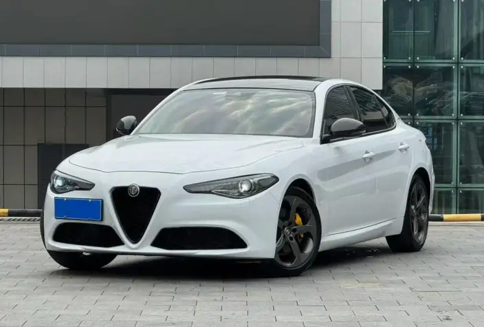 Alfa Romeo Giulia 2020 Model 2.0T 280HP Deluxe Edition